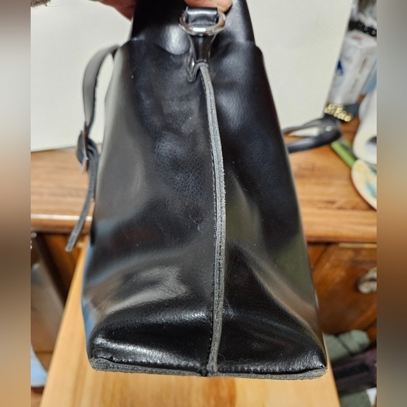 Myriam "MaryAm" Soft Black Leather Satchel Bag - Picture 2 of 16